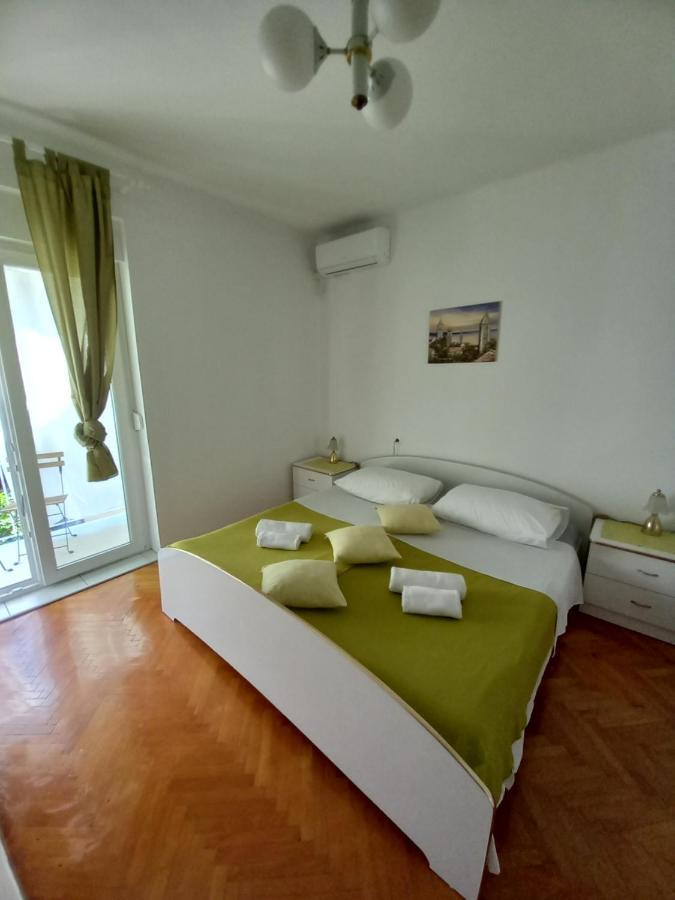 Bed and Breakfast Sobe Sotic à Rab Town Extérieur photo